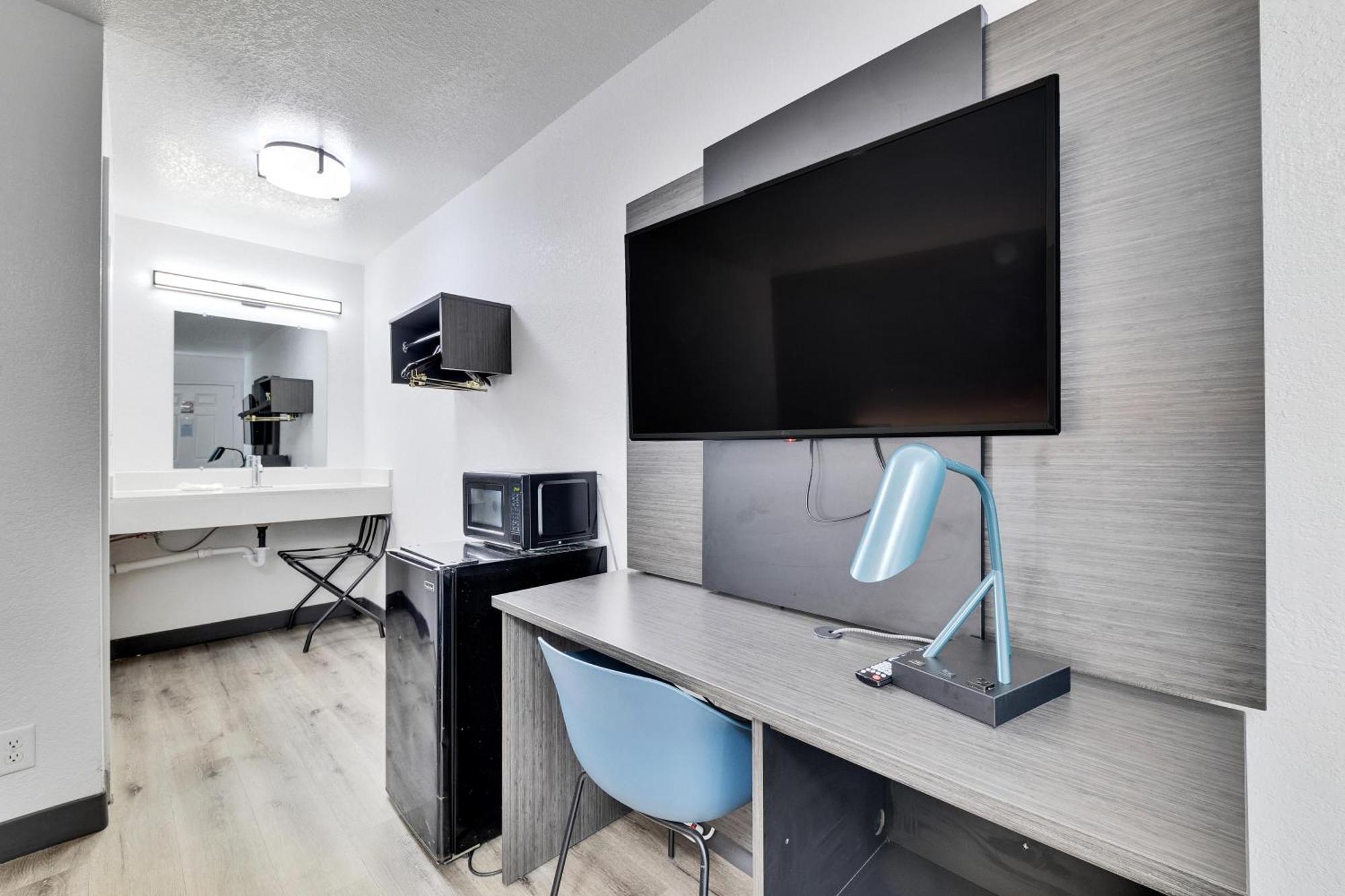 Motel 6-Austin, Tx - Airport - South Buitenkant foto