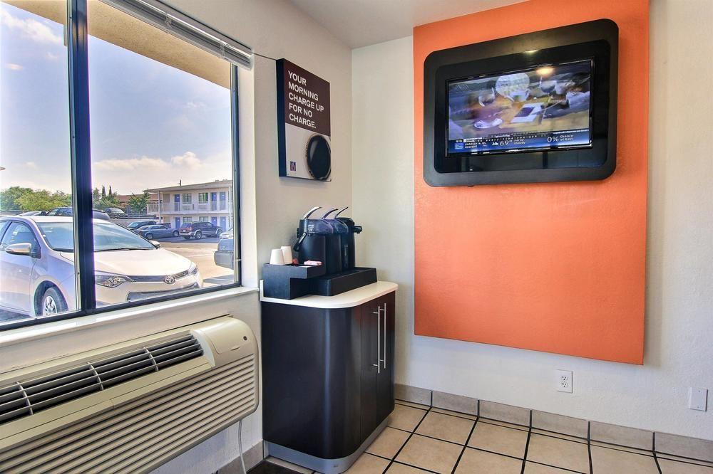 Motel 6-Austin, Tx - Airport - South Buitenkant foto